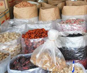 hàng loạt món ăn vặt chứa chất gây teo não